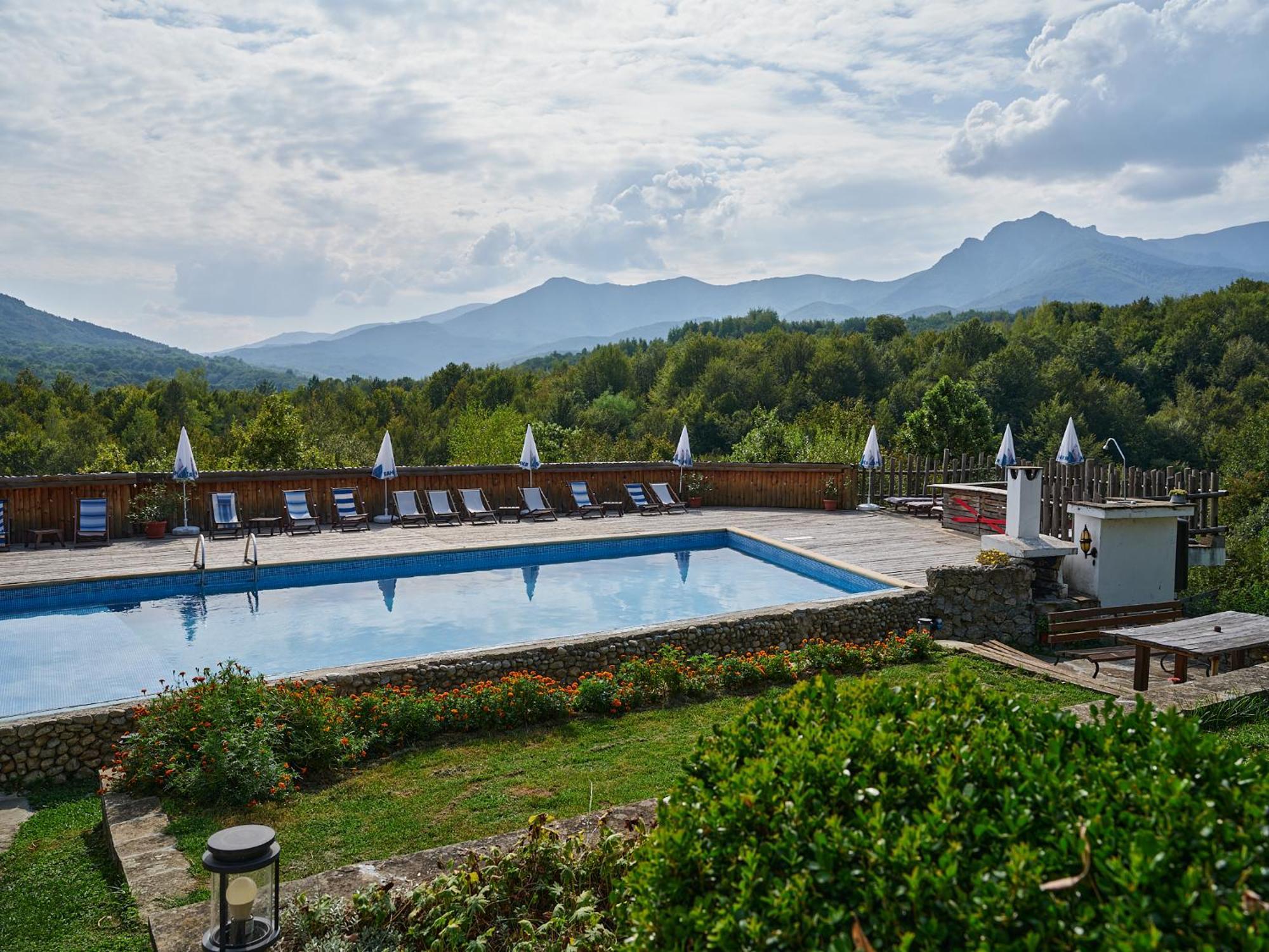 Hotel Tihiat Kat Apriltsi  Exterior foto